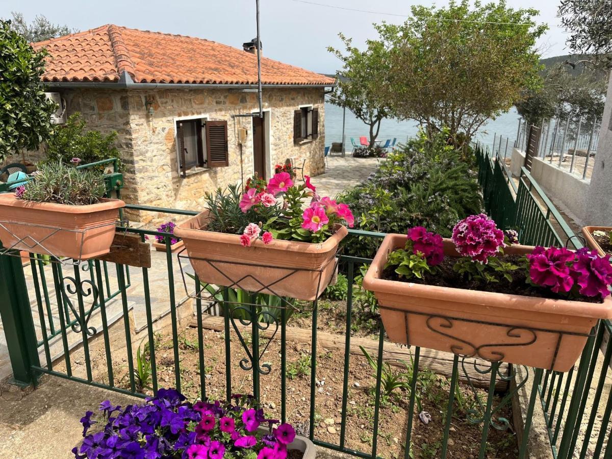 Little Bit Of Heaven Villa Sourpi Екстериор снимка